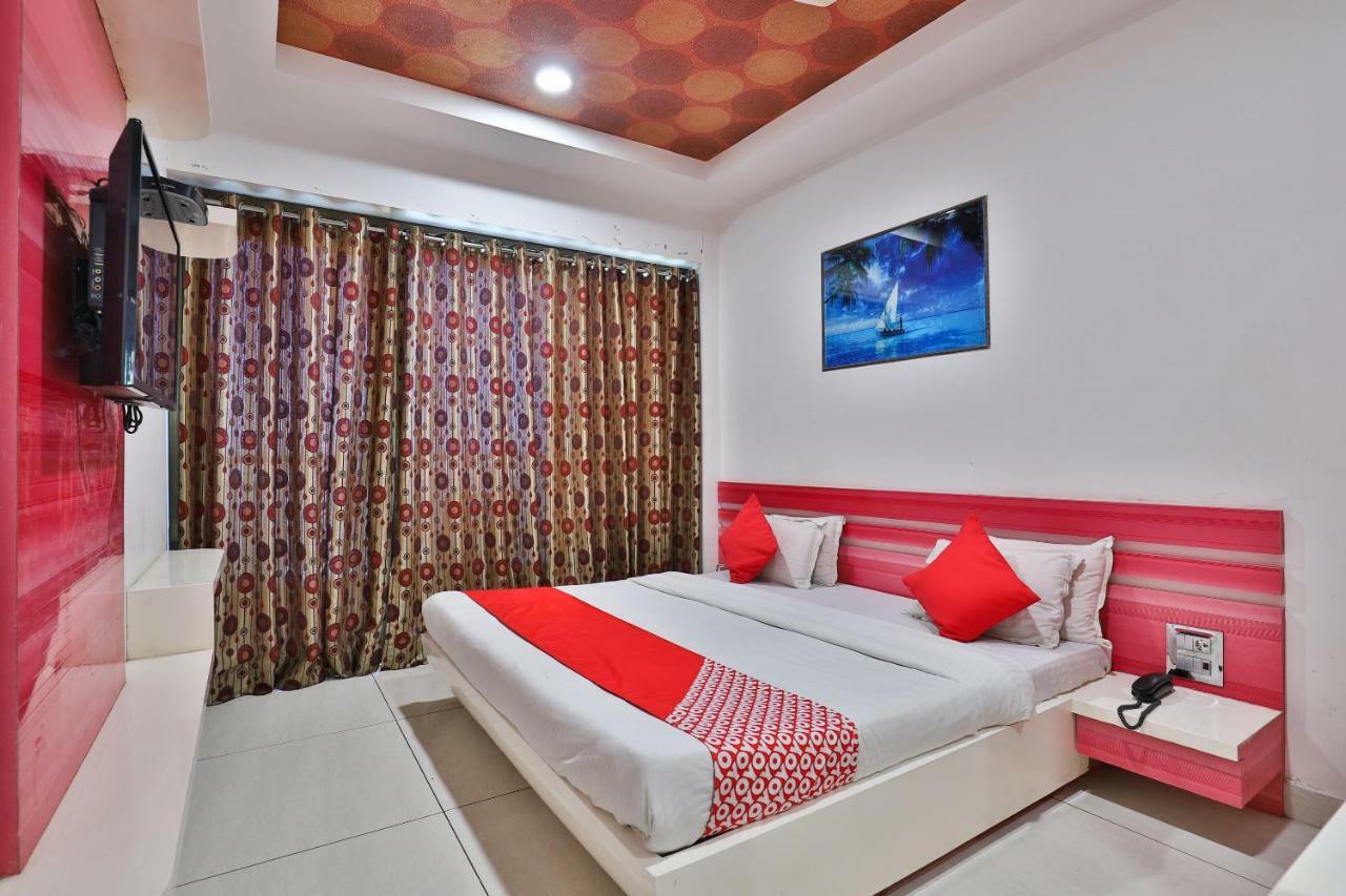Hotel Relax Inn Диу Экстерьер фото