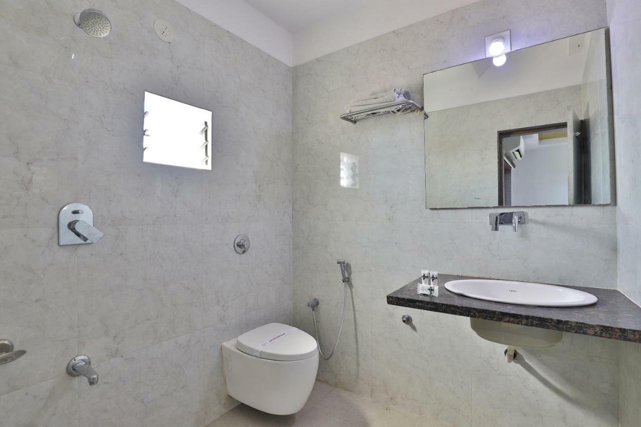 Hotel Relax Inn Диу Экстерьер фото